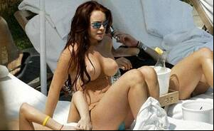 lindsay lohan topless beach boobs - Lindsay-Lohan-Topless-Beach-2.jpg | MOTHERLESS.COM â„¢
