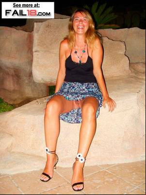 celebrity sitting upskirt - celebrity oops pussy tits naked porn